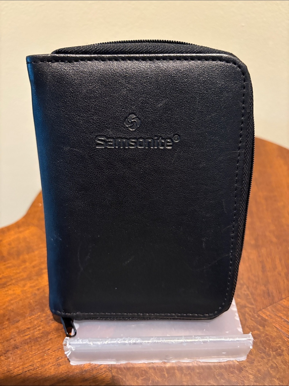 Samsonite Zip-Around Wallet /Travel Organizer black leather vintage NWOT